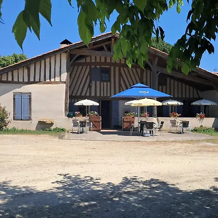 Bed & Breakfast L'auberge Chris And Chris Retjons